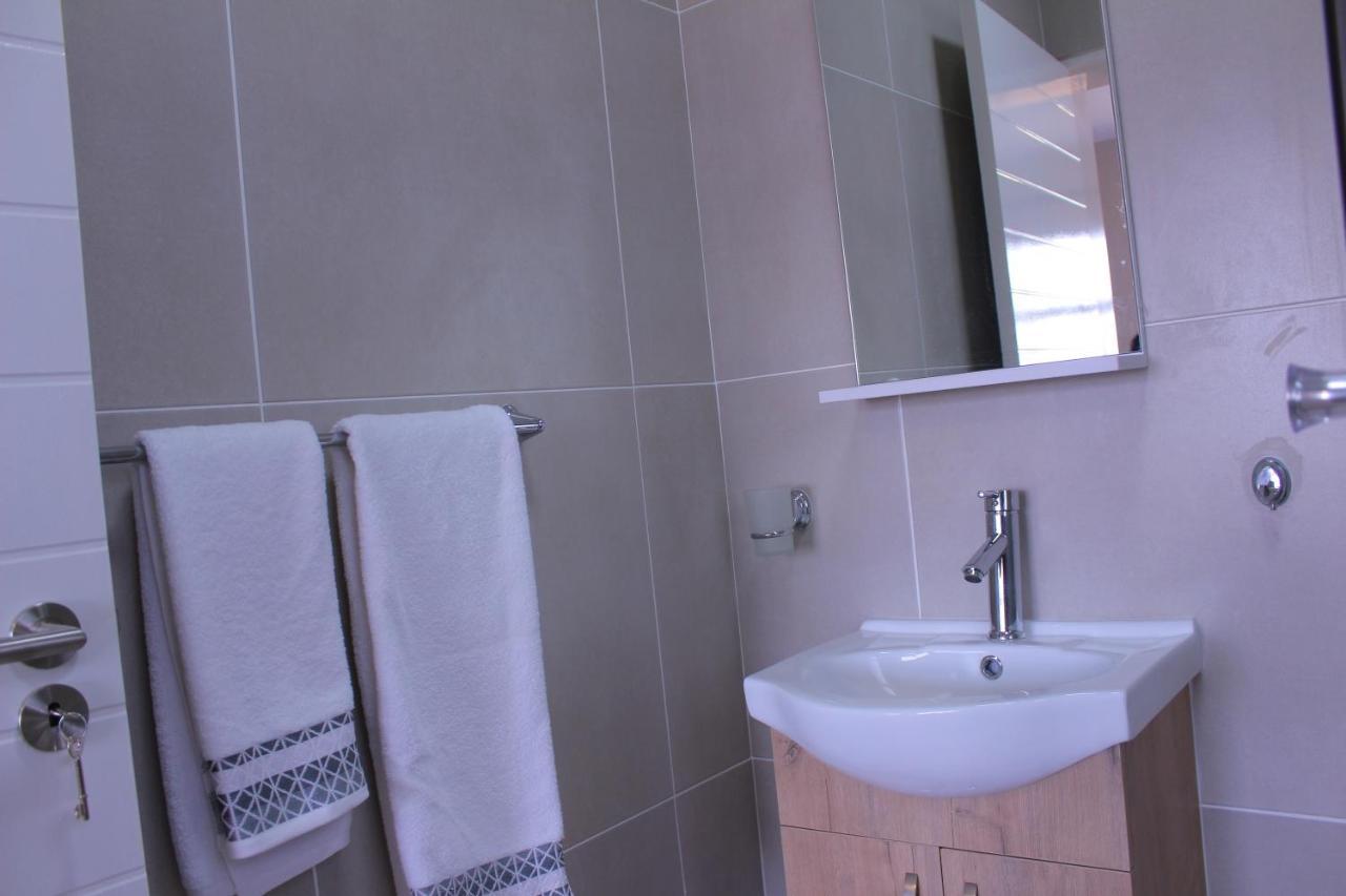 Airport Heights Apartment บ็อคสเบิร์ก ภายนอก รูปภาพ