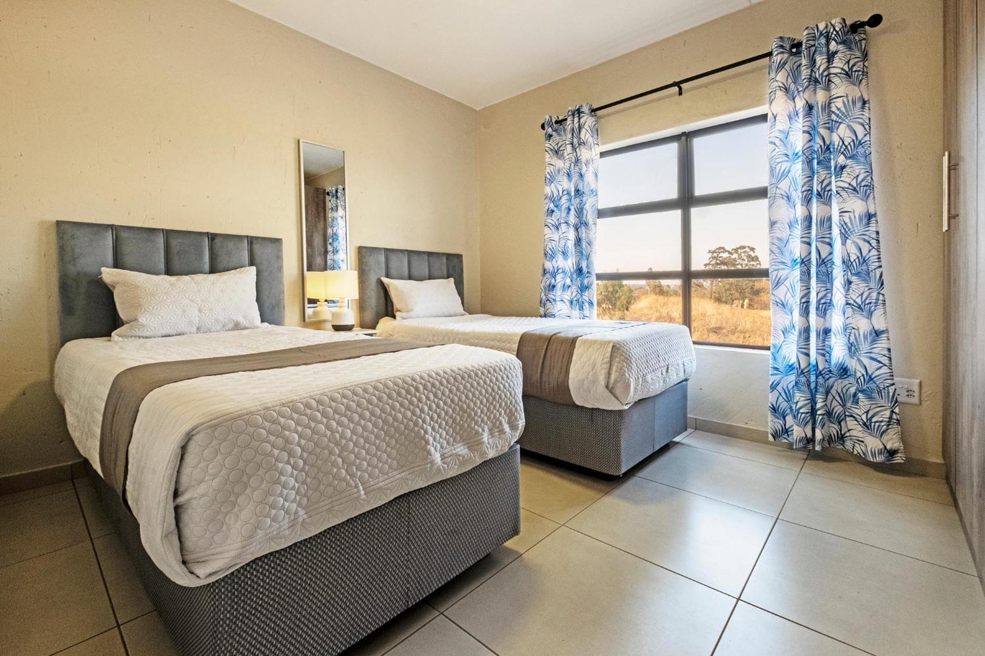Airport Heights Apartment บ็อคสเบิร์ก ภายนอก รูปภาพ